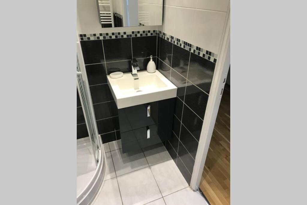 Apartament L Alyse Charleville-Mézières Zewnętrze zdjęcie